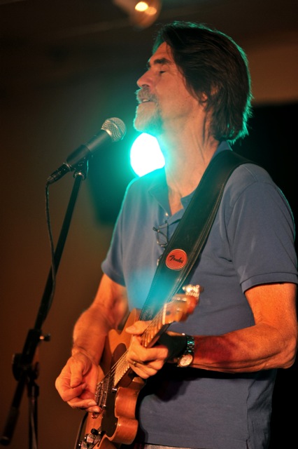 Guitarist Will McFarlane