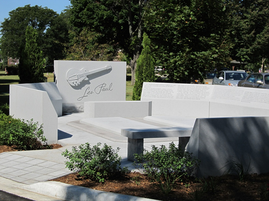 New memorial to Les Paul